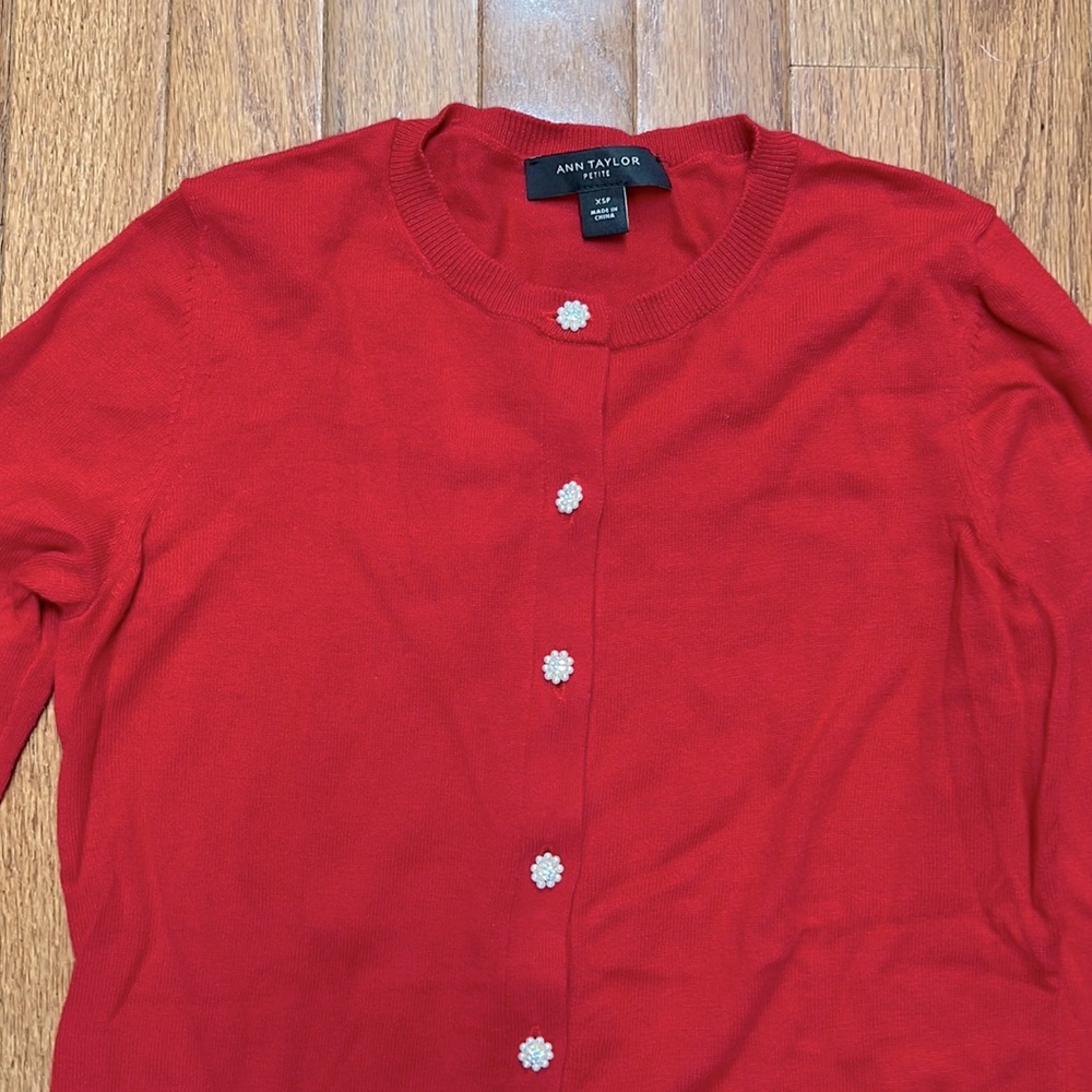 Ann Taylor read button down with crystal and pearl buttons, XSP